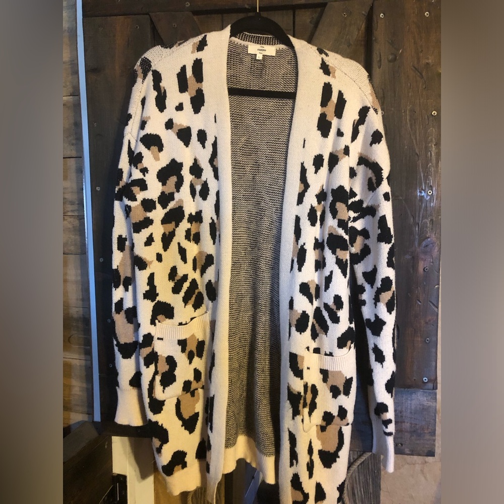 Entro brand Leopard Print Cardigan
